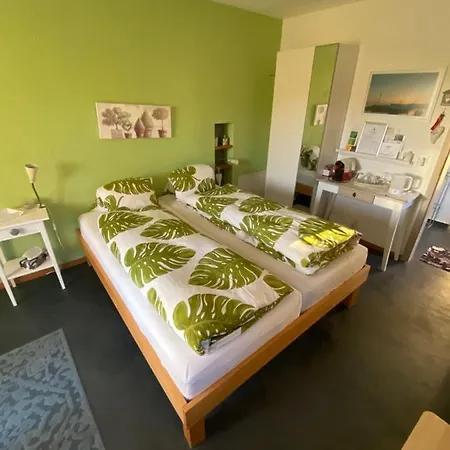 Bed & Breakfast Panzió Yvonand