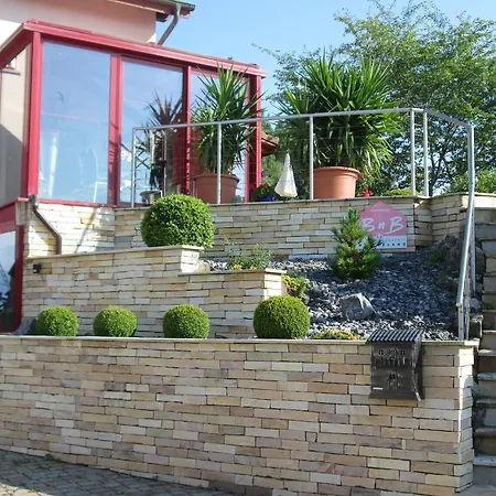 Bed & Breakfast Panzió 4*